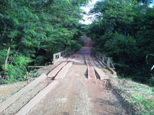 Vereador Maridé solicita recuperação de vias e construção de ponte