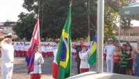 Câmara de Vereadores aprova lei que obriga hasteamento de bandeiras e execução de hinos oficiais nas escolas