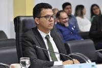 Rafael Ribeiro apresenta projeto de criação, organização e atuação de grêmios estudantis