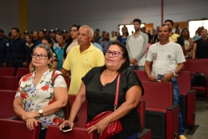 Contratação de prestador de serviços em quimioterapia e oncologia é proposta por Ciza e Castilho