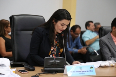 Vereadora Eliene indica criação de Sistema Municipal de Arquivos