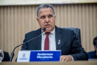 Anderson Moratorio cobra da Semed planejamento da educação especial e melhorias na infraestrutura das escolas de Parauapebas