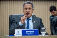 Presidente da Câmara busca realizar "pente-fino" na gestão da educação de Parauapebas