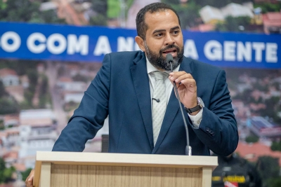 Fred Sanção cobra conclusão do Centro de Zoonoses, melhorias no abastecimento de água na Vila Paulo Fonteles e informações sobre fornecimento de medicamentos