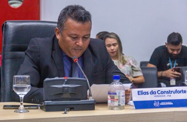 Elias da Construforte sugere instalação de pontos de coleta de lixo eletrônico em escolas municipais