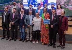 Miss Brasil Globo e professora são homenageadas pela Câmara de Vereadores