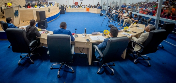 Câmara de Parauapebas aprova indicações focadas em inclusão e qualificação profissional