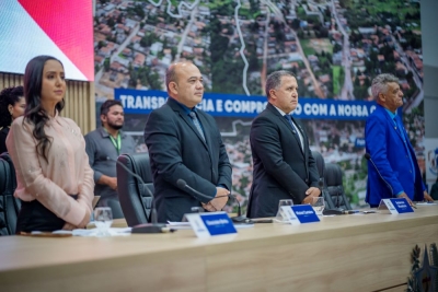 Vereadores aprovam pacote de leis que revisa remuneração dos servidores públicos municipais