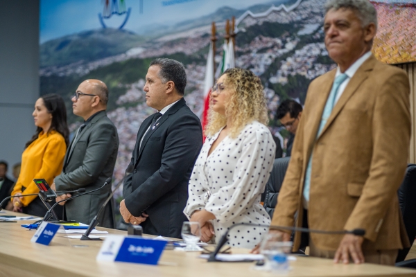 Legislativo aprova pedidos de informações sobre serviços municipais