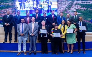 Quatro pessoas pioneiras da cidade são homenageadas com título de Cidadão Honorário