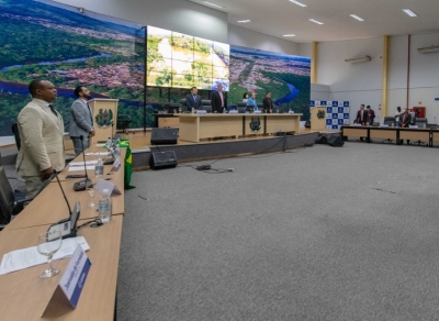 Legislativo aprova revisão anual de remuneração de servidores públicos do Poder Executivo