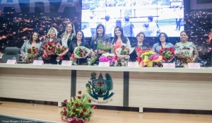 Mulheres são homenageadas em sessão solene na Câmara de Vereadores