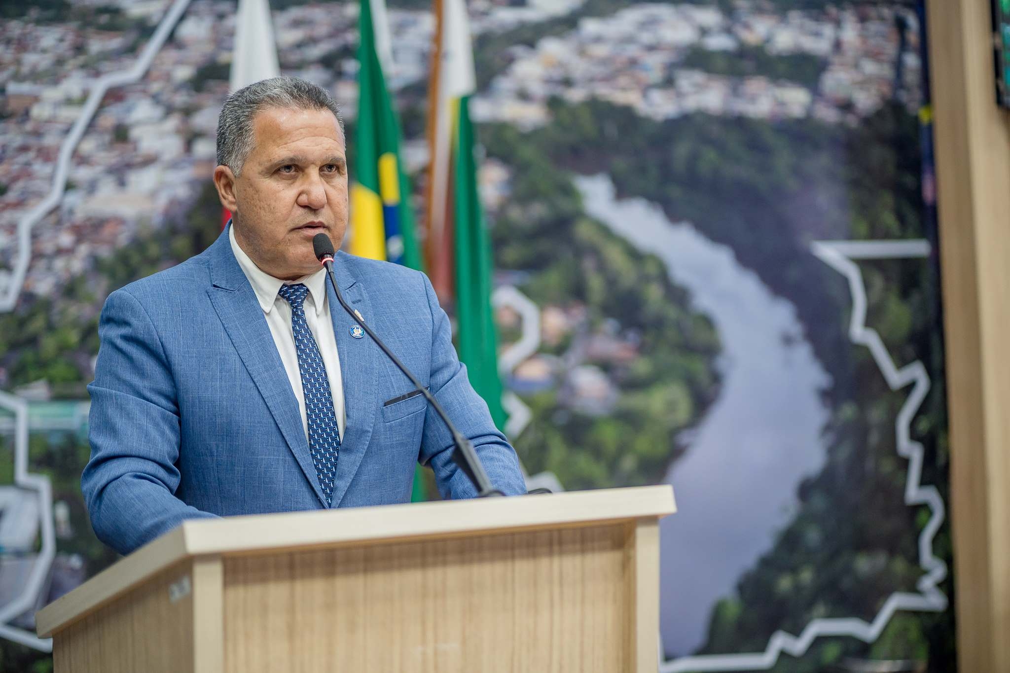 IAnderson Moratorio defende educação inclusiva, economia solidária e cobra transparência em contratos de obras escolares