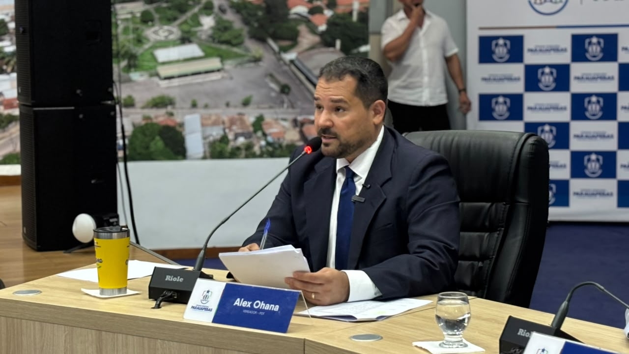 IAlex Ohana fiscaliza Cadastro Único rural, paralisação em escola e falha em Raio-X, além de indicar melhorias na infraestrutura urbana