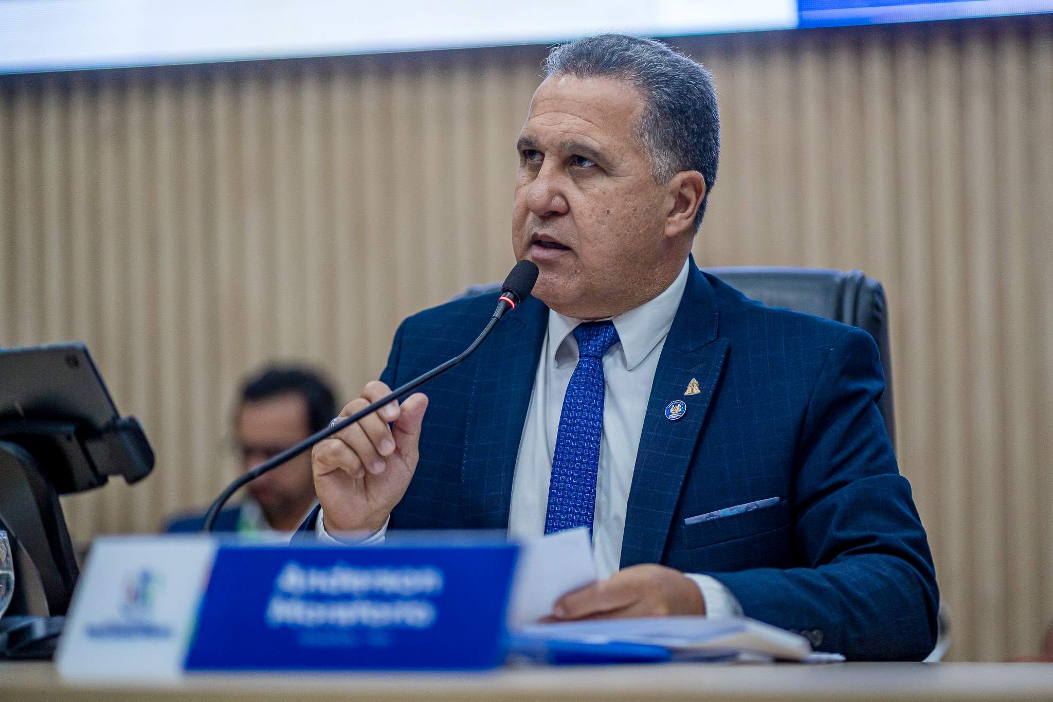 IAnderson Moratorio cobra transparência sobre demissões na educação, políticas para mulheres e propõe unidades do Hemopa e de Referência em TEA