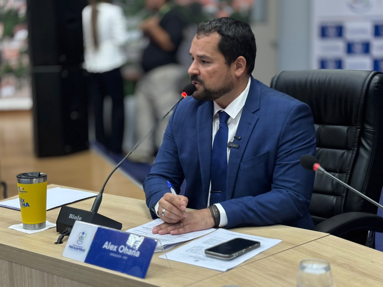 IAlex Ohana cobra informações sobre transporte de acamados, Projeto Alemão da Vale e sobrecarga da UBS Cidade Nova