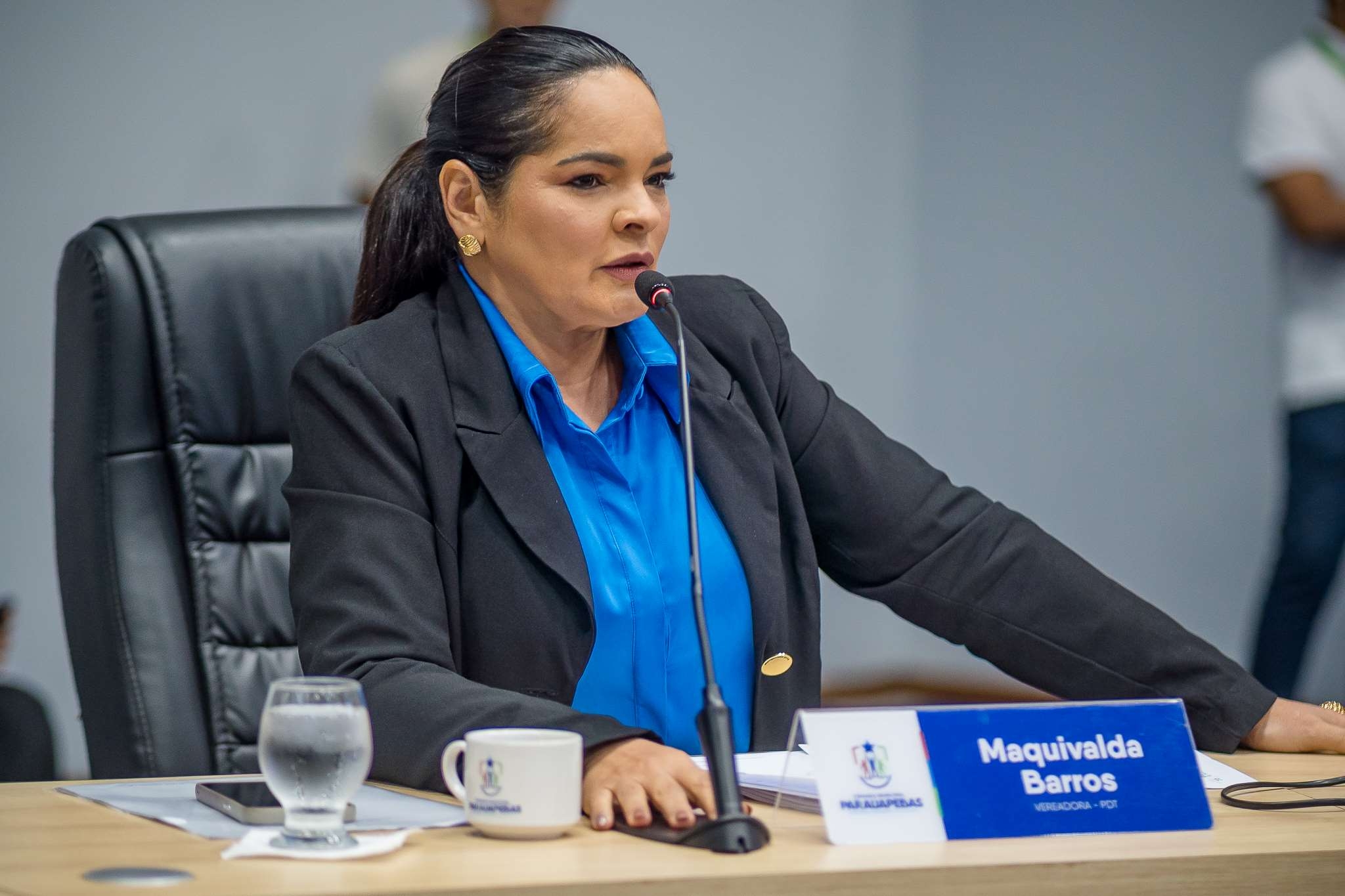 IMaquivalda Barros cobra informações sobre contratos de urbanismo e questiona aluguéis de escolas municipais