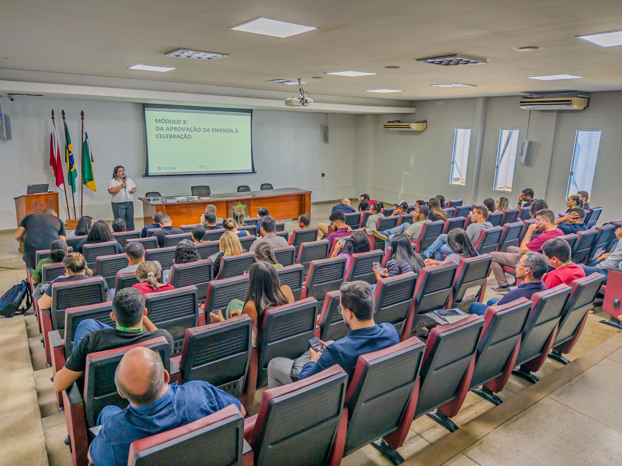 ICâmara de Parauapebas promove curso sobre Emendas Parlamentares