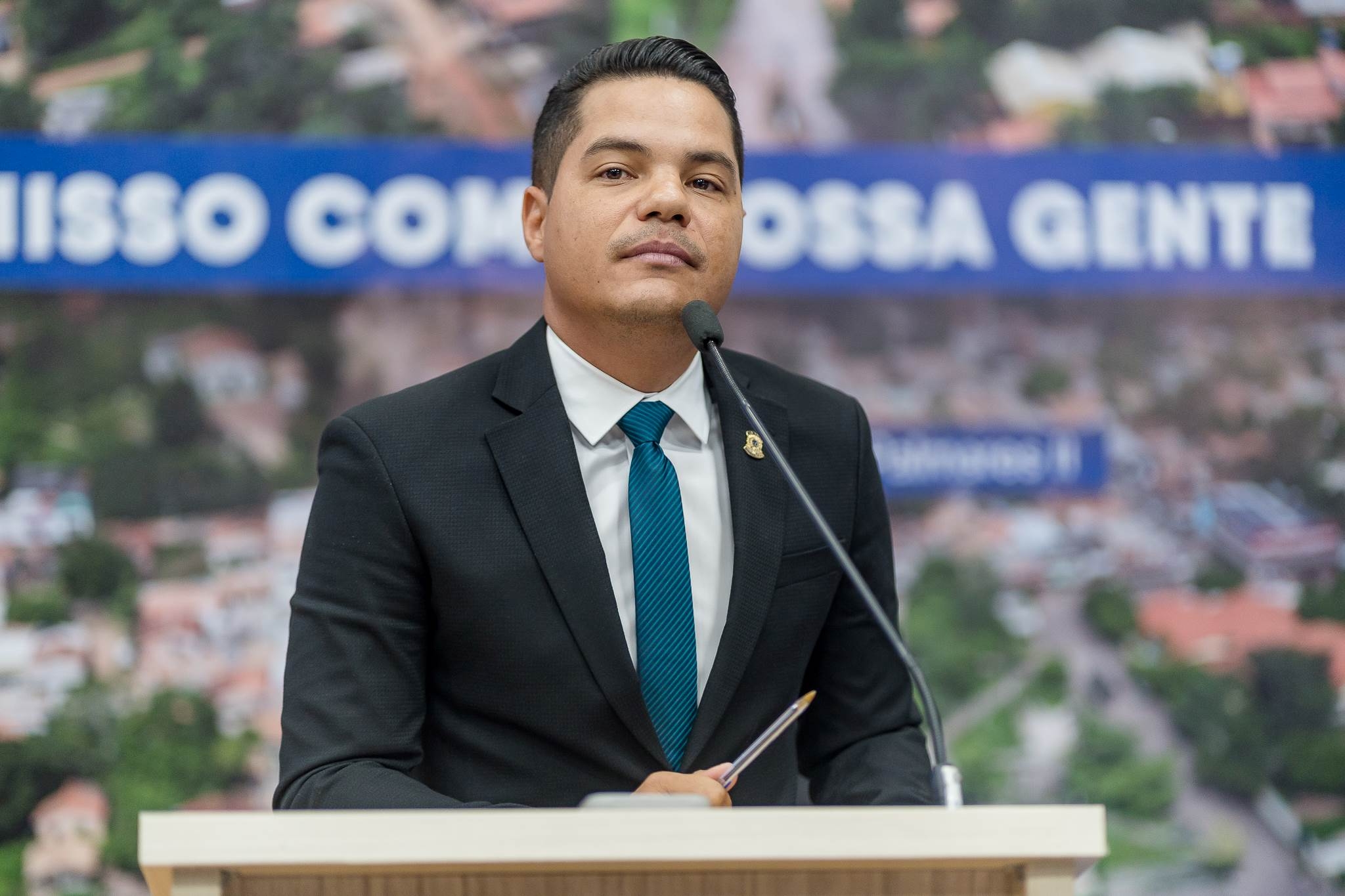 IZé do Bode solicita melhorias na infraestrutura urbana de Parauapebas e cobra informações sobre PSS e Operação Buraco Zero