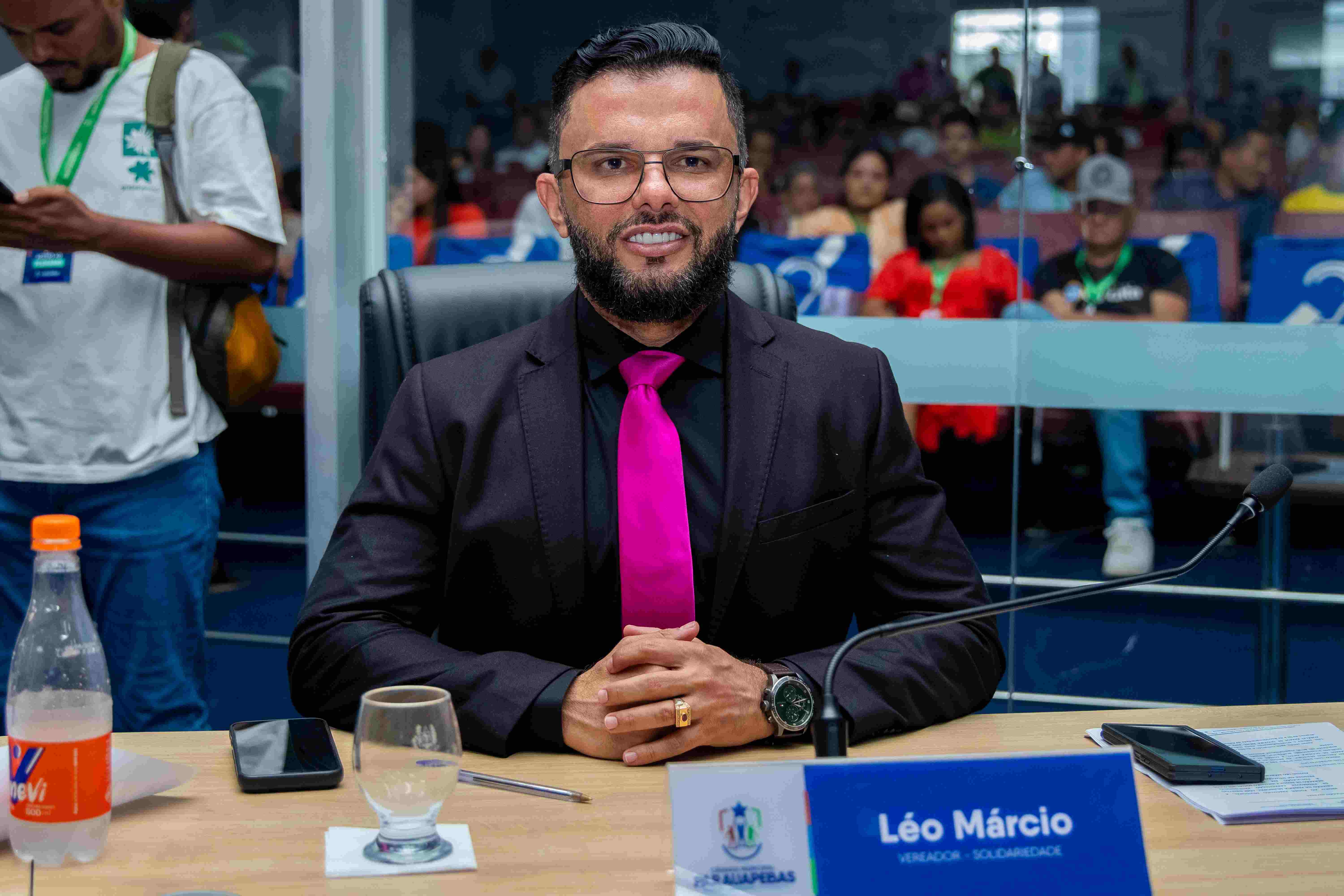 ILéo Márcio propõe criação de Padaria Municipal e atualização da Lei Orgânica para que servidores possam acumular funções com cargo de professor