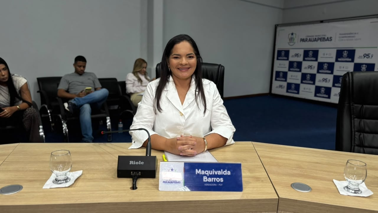 IMaquivalda Barros fiscaliza TFD, EMEI Pequeno Príncipe e Centro Comercial do Vale do Sol