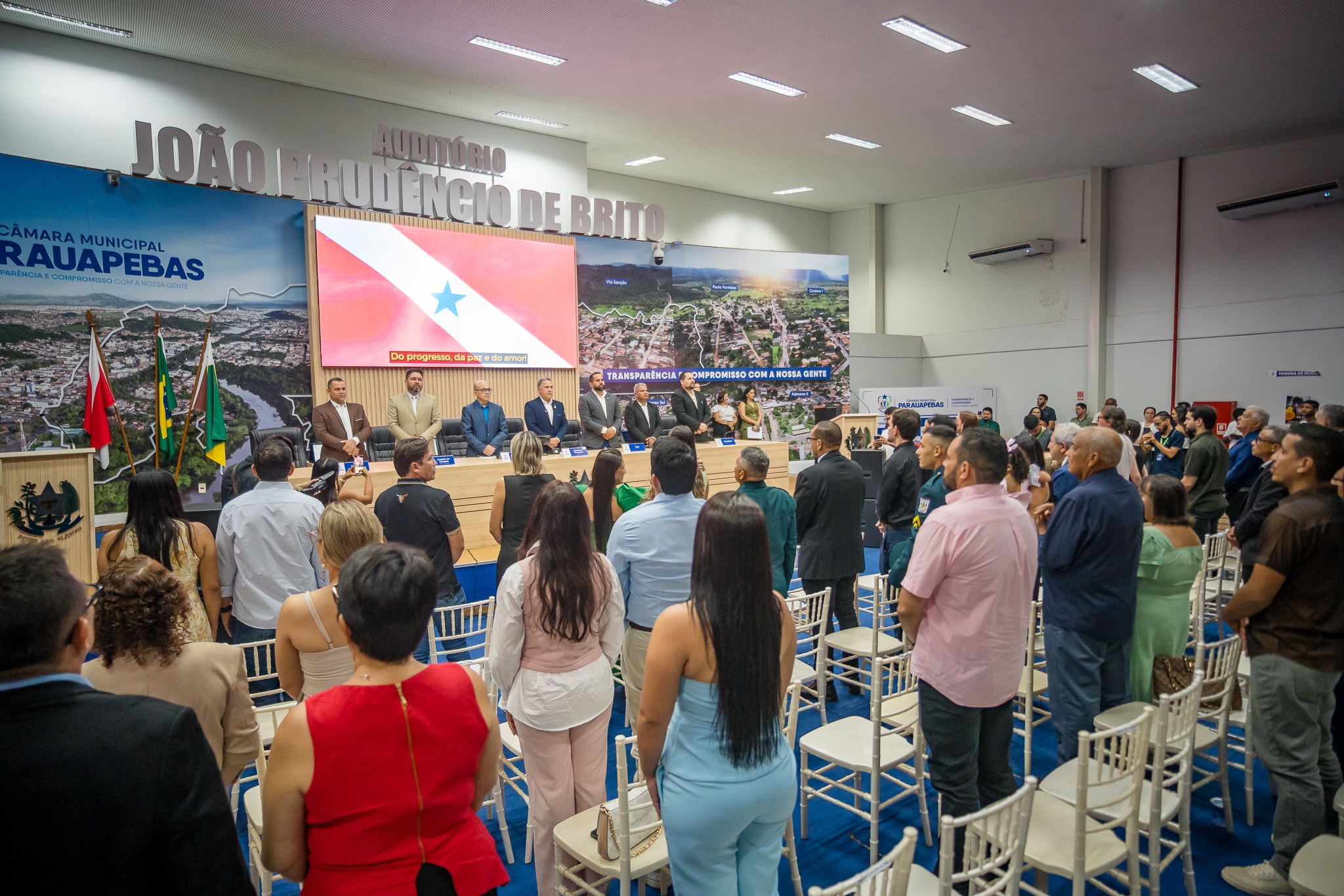 ICâmara realiza Sessão Solene para conceder honrarias a personalidades que contribuem para o desenvolvimento do município