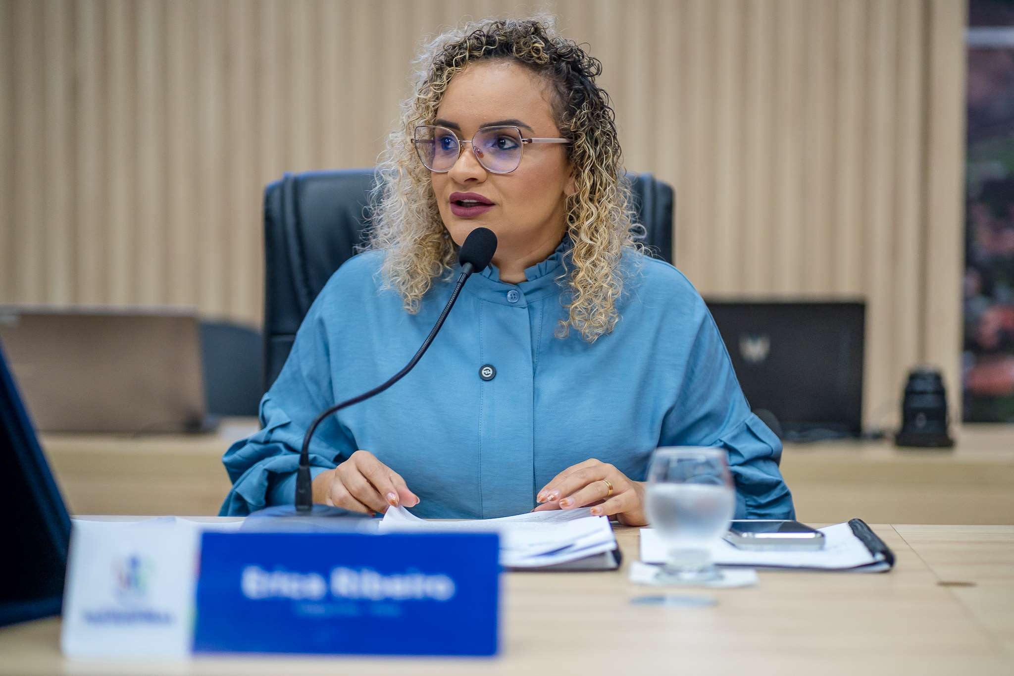 IErica Ribeiro sugere linha de crédito exclusiva para mulheres, cobra informações sobre a Semana da Mulher e ações contra gravidez infantil